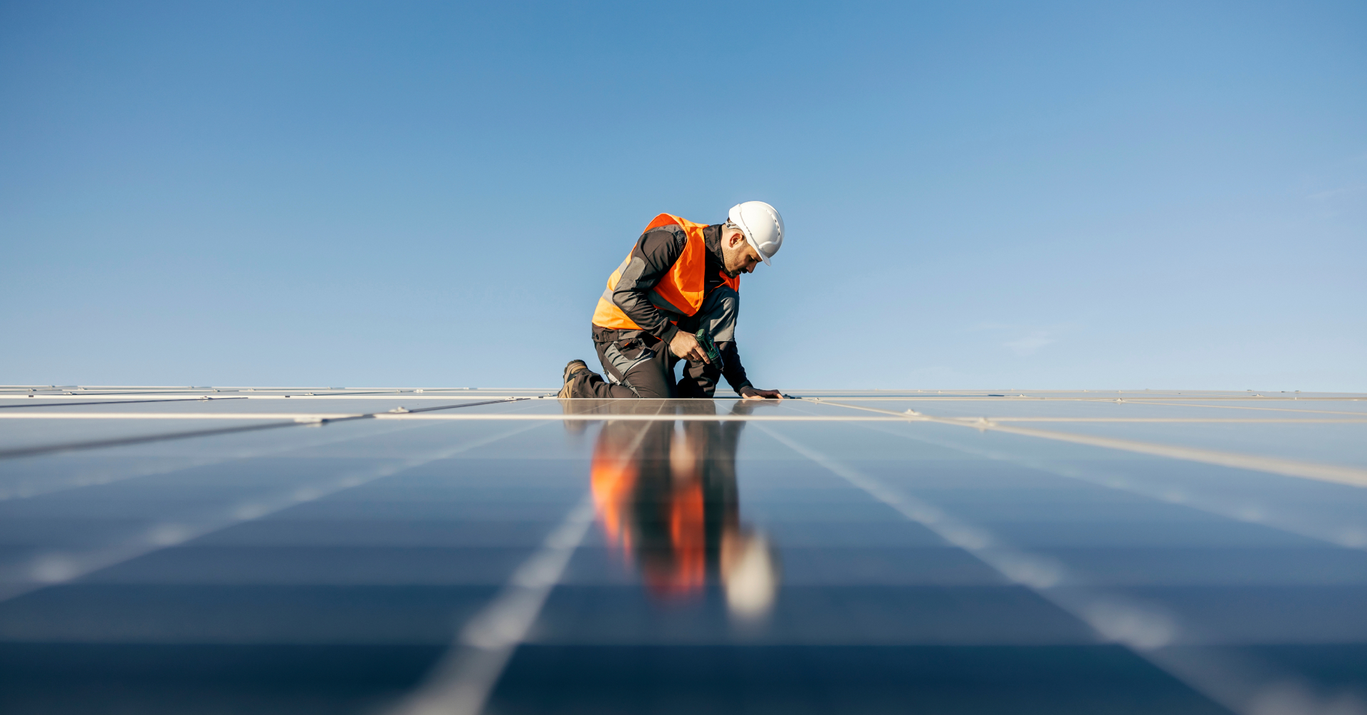 Solární boom táhnou domácnosti. Lidé ale zapomínají na pojištění